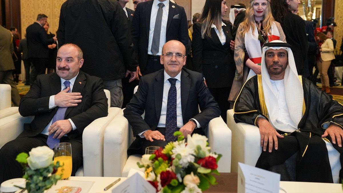 Mehmet Şimşek: Türkiye, BAE’nin en büyük beşinci ticaret ortağı oldu